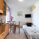 Jerkan 11 By Interhome *