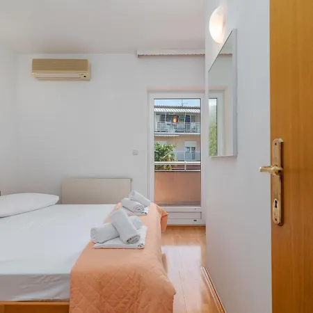 Apartment 11 By Interhome