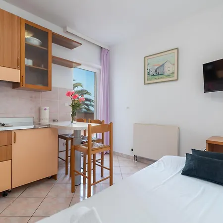 Appartamento 11 By Interhome Podstrana